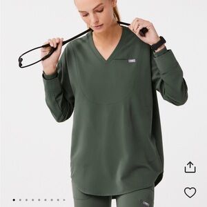 FIGS tunic top size xxl in moss